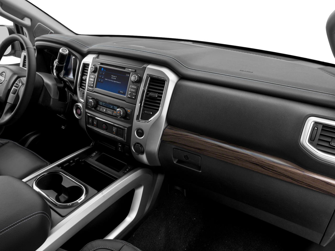 2017 Nissan Titan SL
