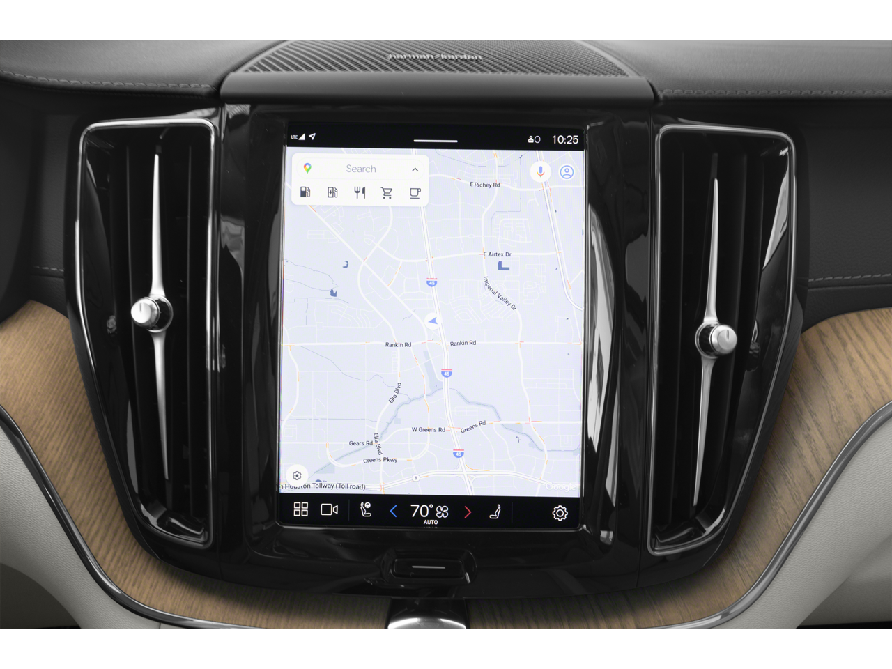 2025 Volvo XC60 Plug-In Hybrid Plus