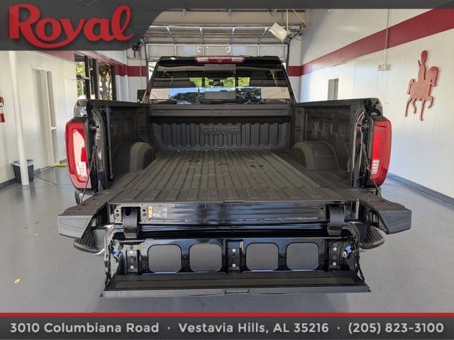 2023 GMC Sierra 2500HD SLT