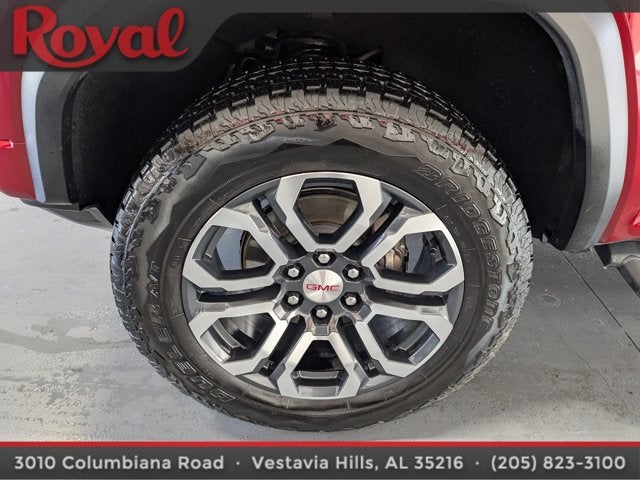 2024 GMC Canyon 4WD AT4