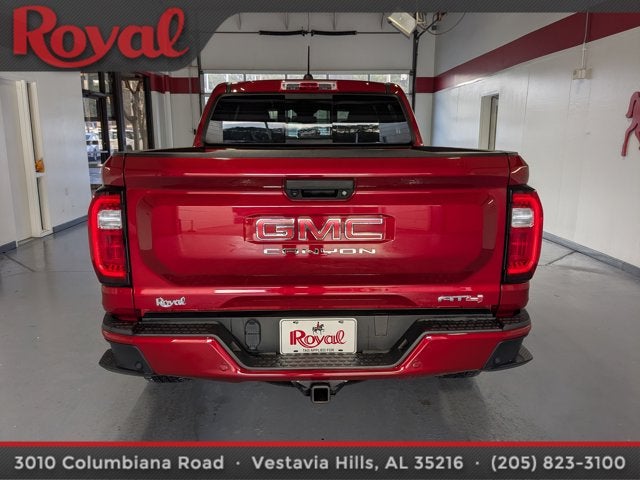 2024 GMC Canyon 4WD AT4