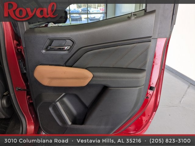 2024 GMC Canyon 4WD AT4