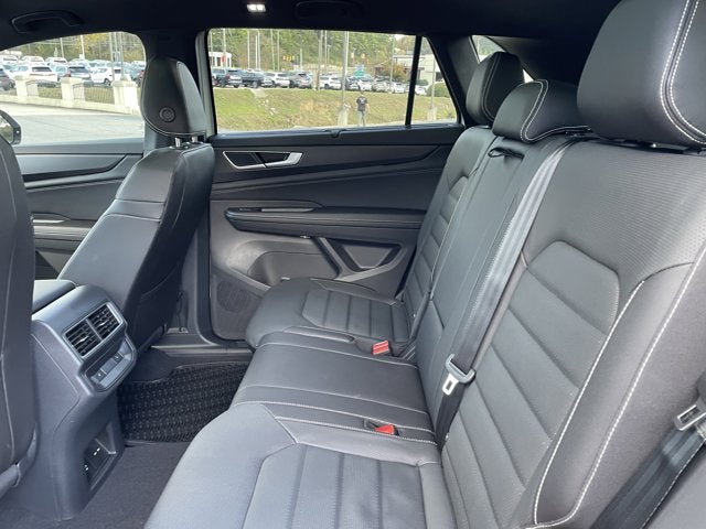 2026 Volkswagen Atlas Cross Sport 2.0T SEL R-Line Black