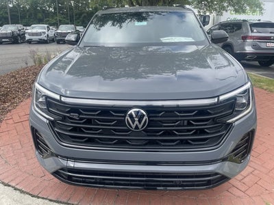 2026 Volkswagen Atlas Cross Sport 2.0T SEL R-Line Black