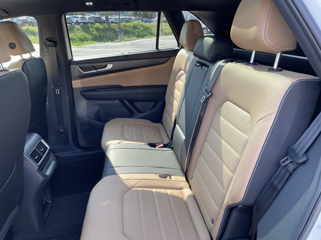 2026 Volkswagen Atlas Cross Sport 2.0T SEL R-Line Black