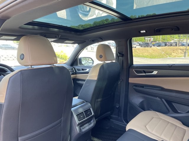 2026 Volkswagen Atlas Cross Sport 2.0T SEL R-Line Black