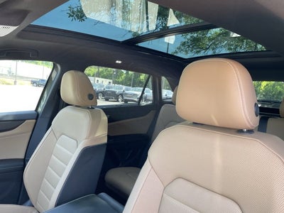 2026 Volkswagen Atlas Cross Sport 2.0T SEL R-Line Black