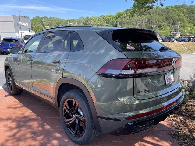 2026 Volkswagen Atlas Cross Sport 2.0T SEL R-Line Black