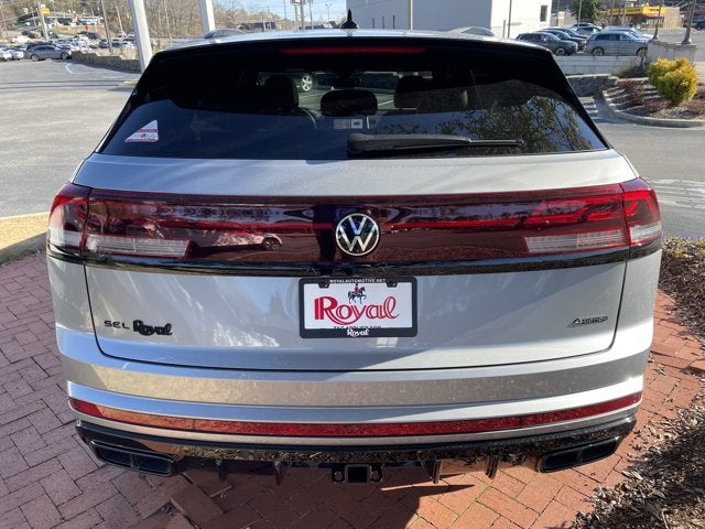 2026 Volkswagen Atlas Cross Sport 2.0T SEL R-Line Black