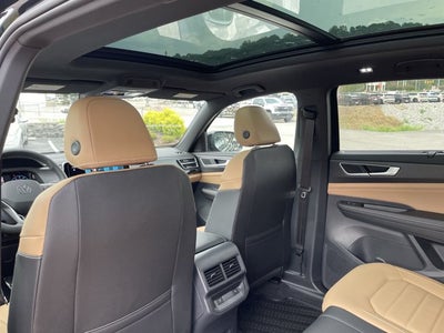 2026 Volkswagen Atlas Cross Sport 2.0T SEL R-Line Black