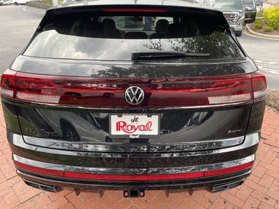 2026 Volkswagen Atlas Cross Sport 2.0T SEL R-Line Black