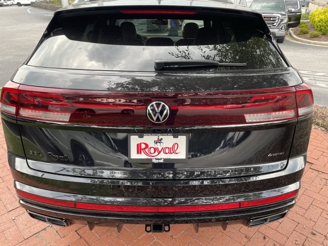 2026 Volkswagen Atlas Cross Sport 2.0T SEL R-Line Black