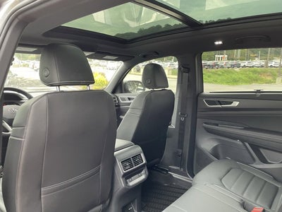 2026 Volkswagen Atlas Cross Sport 2.0T SEL R-Line Black