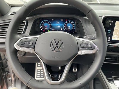 2026 Volkswagen Atlas Cross Sport 2.0T SEL R-Line Black