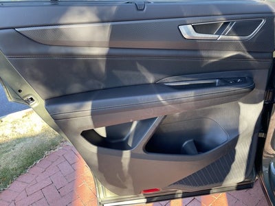 2026 Volkswagen Atlas Cross Sport 2.0T SEL R-Line Black