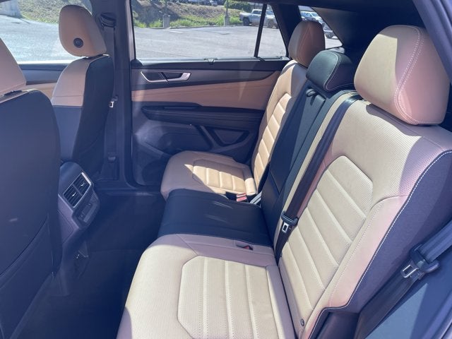 2026 Volkswagen Atlas Cross Sport 2.0T SEL R-Line Black