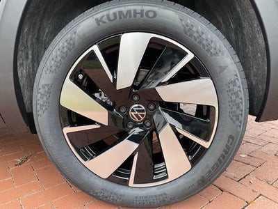 2026 Volkswagen Atlas Cross Sport 2.0T SEL