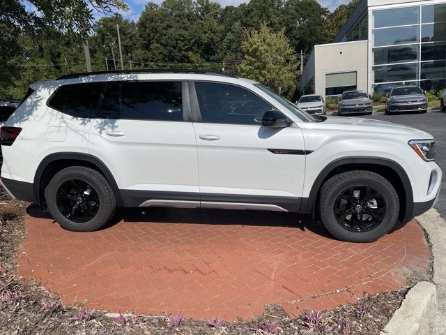 2026 Volkswagen Atlas 2.0T Peak Edition
