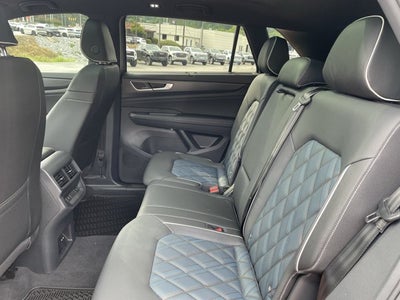 2026 Volkswagen Atlas Cross Sport 2.0T SEL Premium R-Line