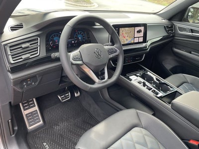 2026 Volkswagen Atlas Cross Sport 2.0T SEL Premium R-Line