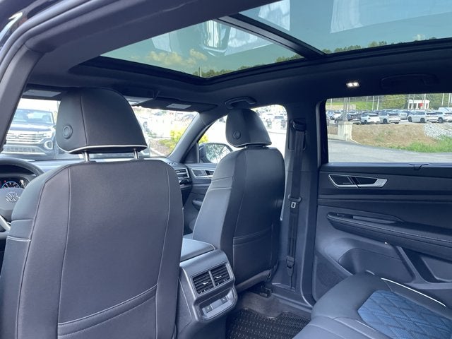 2026 Volkswagen Atlas Cross Sport 2.0T SEL Premium R-Line