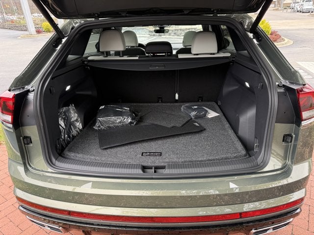 2026 Volkswagen Atlas Cross Sport 2.0T SEL Premium R-Line