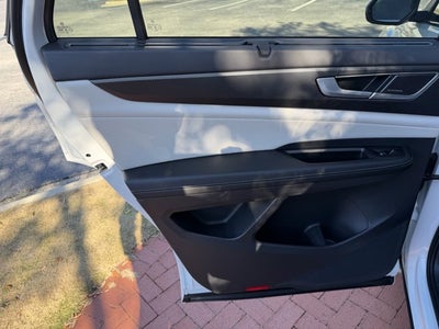 2026 Volkswagen Atlas Cross Sport 2.0T SEL Premium R-Line