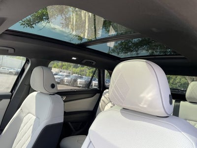 2026 Volkswagen Atlas Cross Sport 2.0T SEL Premium R-Line