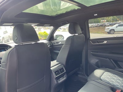 2026 Volkswagen Atlas Cross Sport 2.0T SEL Premium R-Line