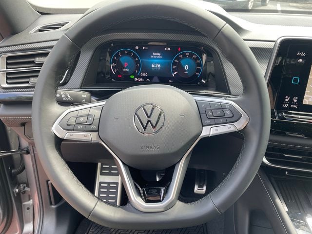 2026 Volkswagen Atlas Cross Sport 2.0T SEL Premium R-Line