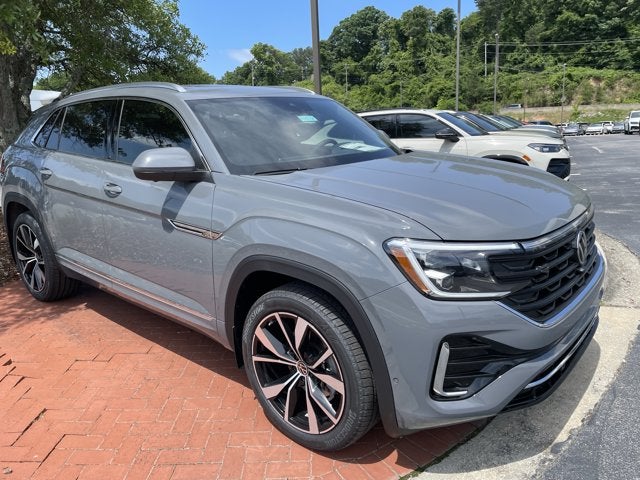 2026 Volkswagen Atlas Cross Sport 2.0T SEL Premium R-Line