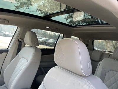 2026 Volkswagen Atlas 2.0T SEL Premium R-Line