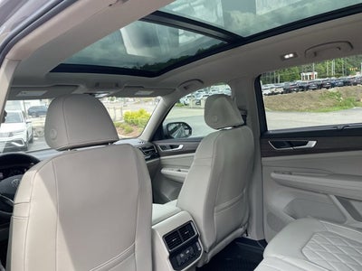 2026 Volkswagen Atlas 2.0T SEL Premium R-Line