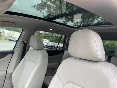 2026 Volkswagen Atlas 2.0T SEL Premium R-Line