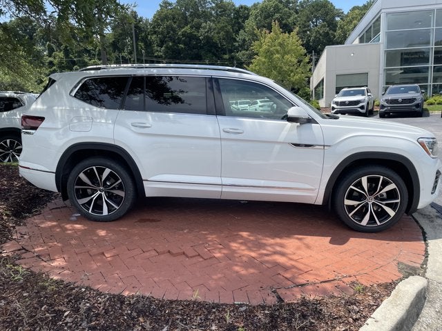 2026 Volkswagen Atlas 2.0T SEL Premium R-Line