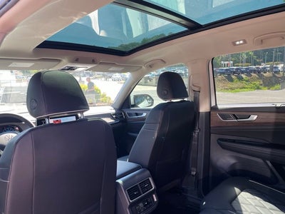 2026 Volkswagen Atlas 2.0T SEL Premium R-Line