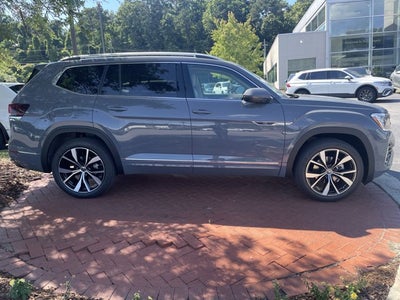 2026 Volkswagen Atlas 2.0T SEL Premium R-Line