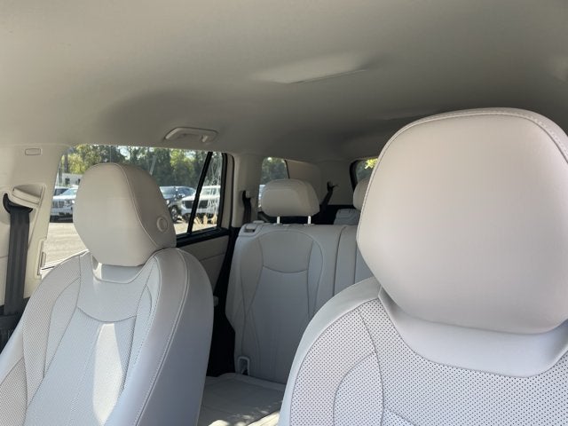 2027 Volkswagen Atlas SE w/Technology