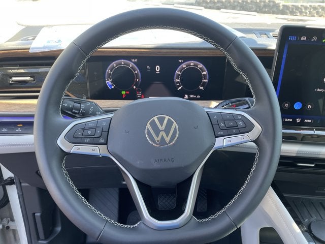 2027 Volkswagen Atlas SE w/Technology