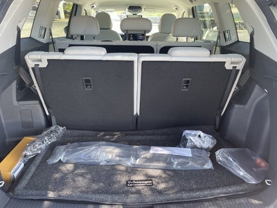 2027 Volkswagen Atlas SE w/Technology