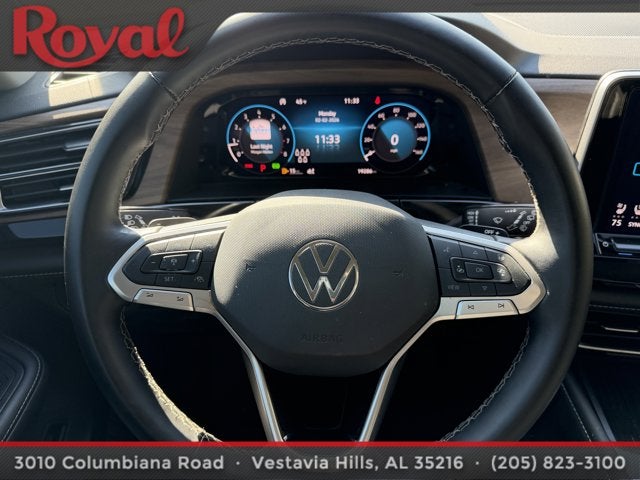 2025 Volkswagen Atlas 2.0T SE w/Technology