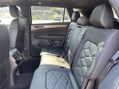 2026 Volkswagen Atlas Cross Sport 2.0T SE w/Technology