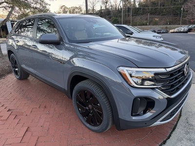 2026 Volkswagen Atlas Cross Sport 2.0T SE w/Technology