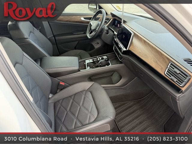 2024 Volkswagen Atlas 2.0T SE w/Technology