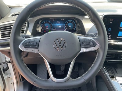 2026 Volkswagen Atlas Cross Sport 2.0T SE w/Technology