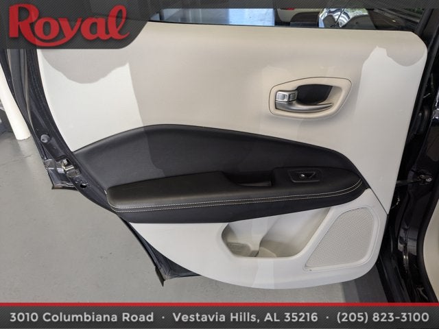 2019 Jeep Compass Latitude w/Sun/Wheel Pkg