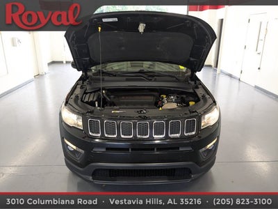 2019 Jeep Compass Latitude w/Sun/Wheel Pkg