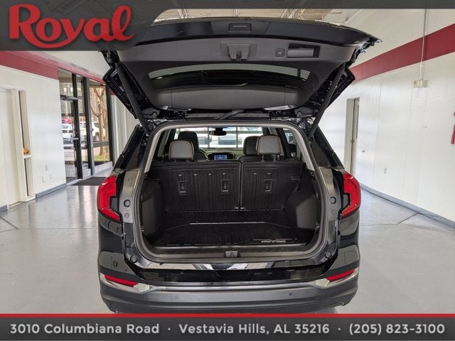 2023 GMC Terrain AT4