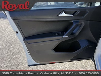 2020 Volkswagen Tiguan 2.0T SE R-Line Black