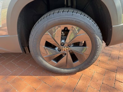 2025 Volkswagen Taos S